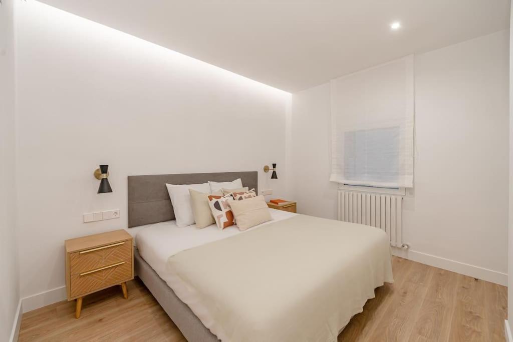 Centro XIV Calle Mayor 3Br 3Bh Lägenhet Madrid Exteriör bild